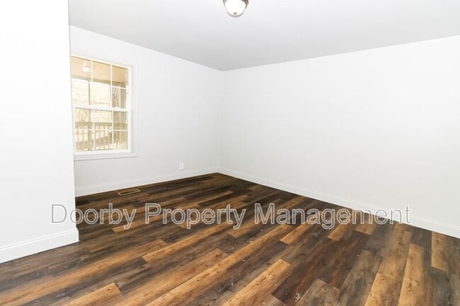 Building Photo - 512 Deck Dr