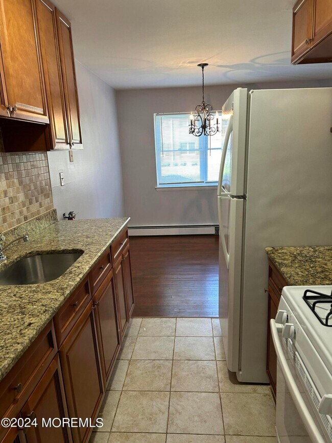 Building Photo - 4 Windsor Terrace