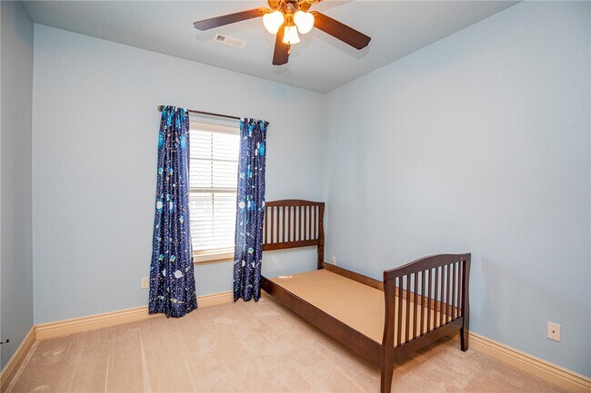 Building Photo - 4605 Willowridge Way