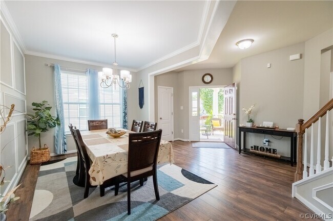 Building Photo - 9535 Thornecrest Dr