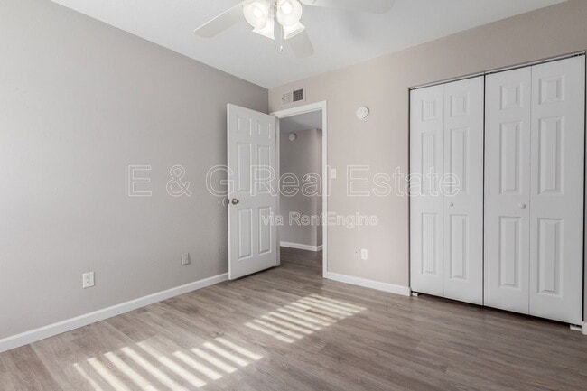 Building Photo - 4530 E Camino Cir