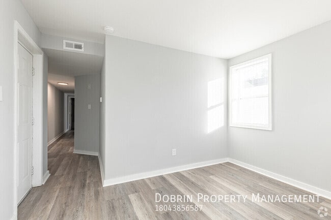 Building Photo - 1600 Fendall Ave