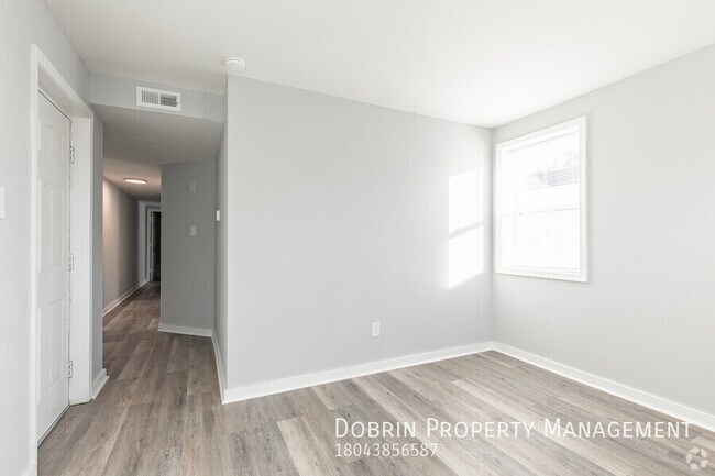Building Photo - 1610 Fendall Ave