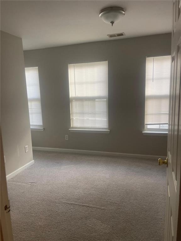 Building Photo - 1736 Devon Dr