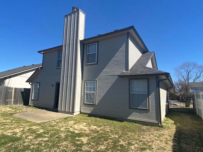 Building Photo - 9324 S 65th E Pl