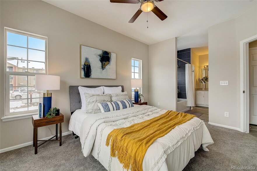 Master bedroom - 10784 W 63rd Pl
