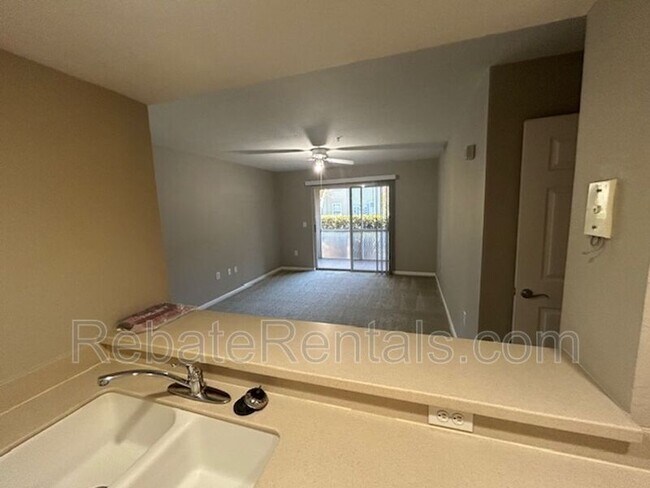 Building Photo - 10075 Gate Pkwy N