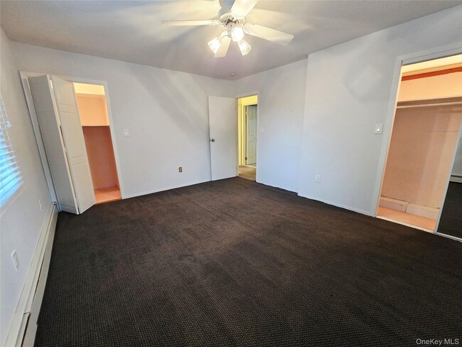 Building Photo - 104 Choir Ln