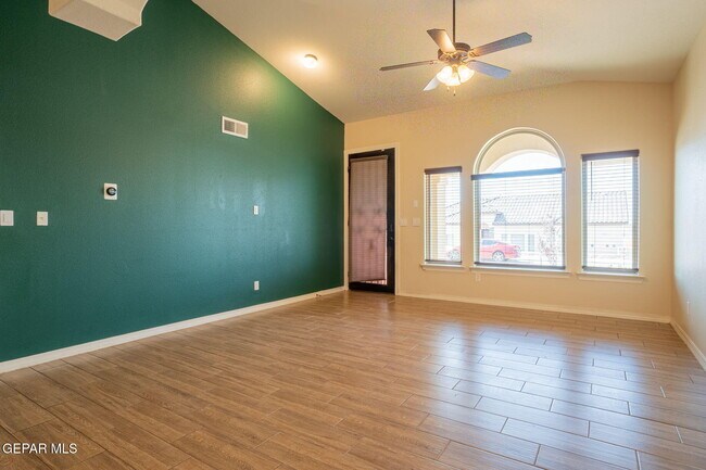 Building Photo - 12897 Nidd Ave