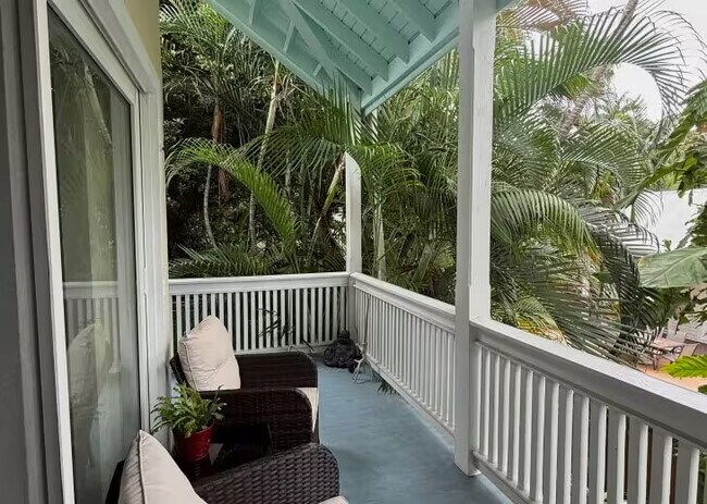 Building Photo - 918 Southard St