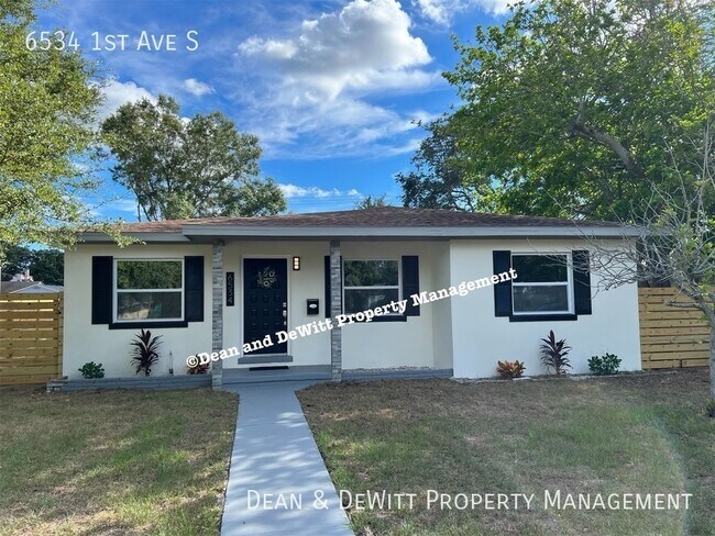 Building Photo - 6534 1st Ave S