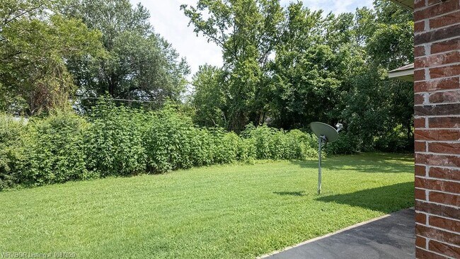 Building Photo - 5019 S 28th St