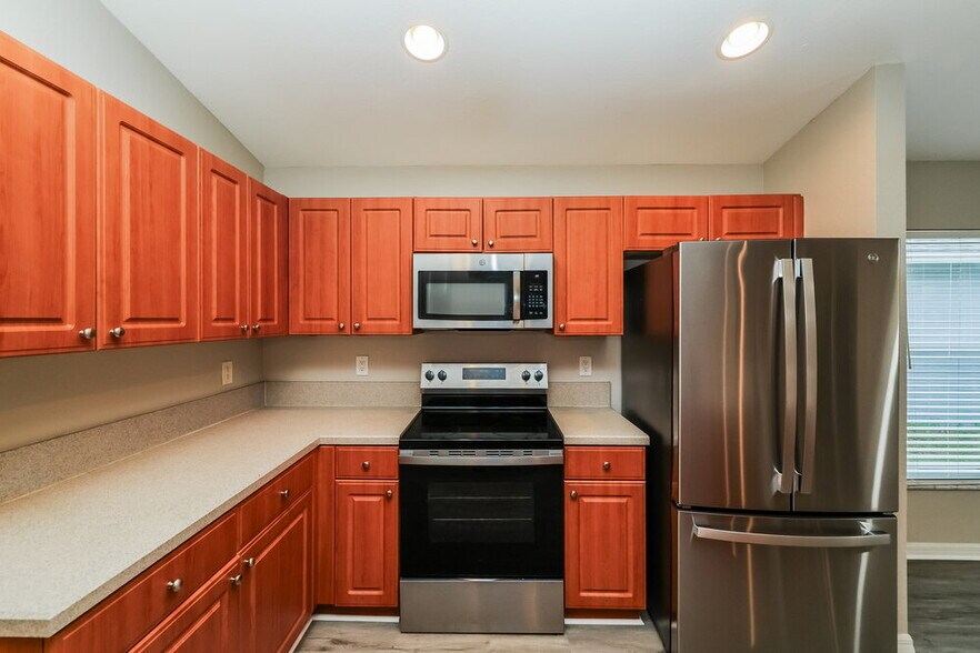 Building Photo - 11008 Laurel Brook Ct
