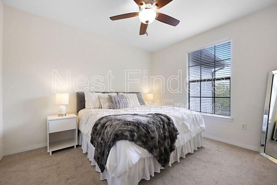 Building Photo - 12700 Bartram Park Blvd