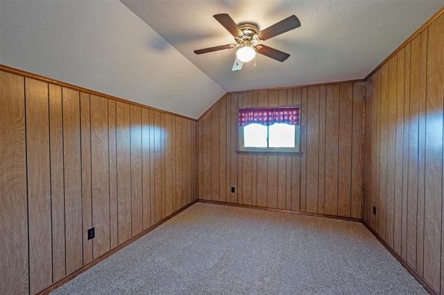 Building Photo - 2944 Knollwood Dr