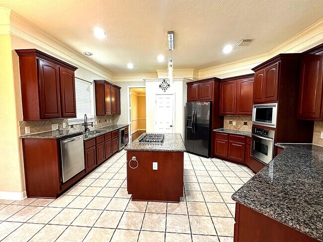 Building Photo - 10814 Keystone Fairway Dr
