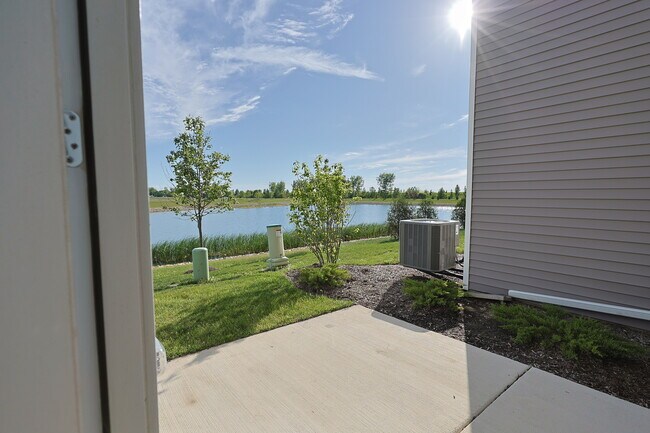 Building Photo - 2287 Ryegrass Ln