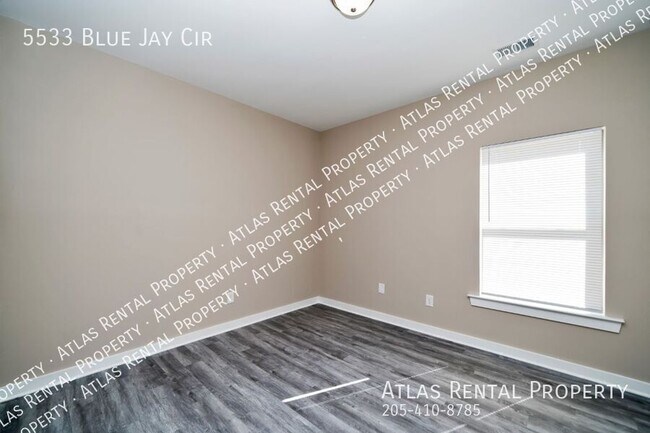 Building Photo - 5533 Blue Jay Cir