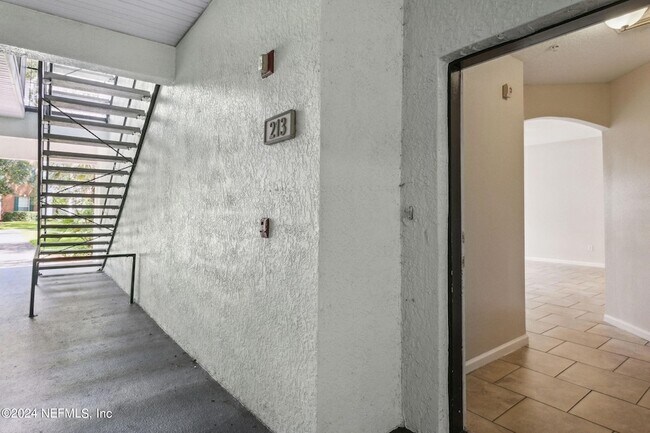 Building Photo - 785 Oakleaf Plantation Pkwy