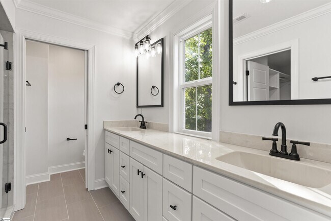 Building Photo - 401 Old Augusta Rd