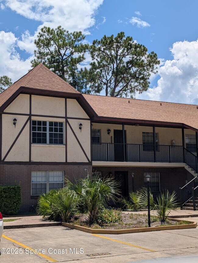 Building Photo - 2969 Sir Hamilton Cir