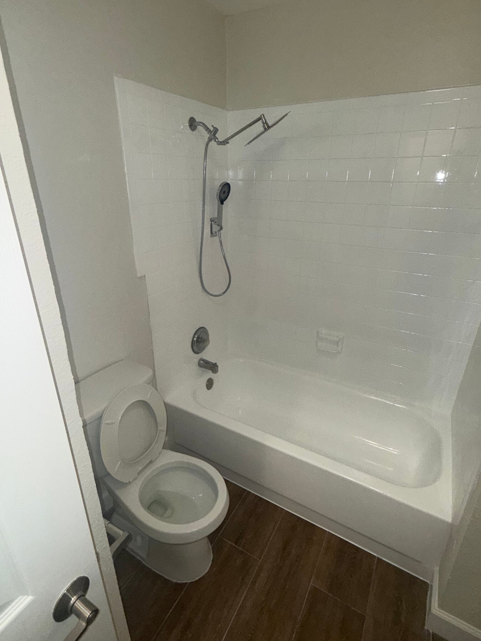 Building Photo - 7116 Oakwood Dr