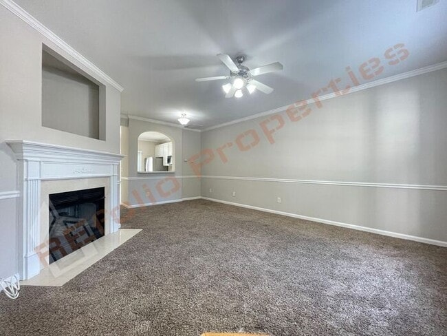 Building Photo - Fresh Paint Interior! Lovely 3 Bedroom 2.5...
