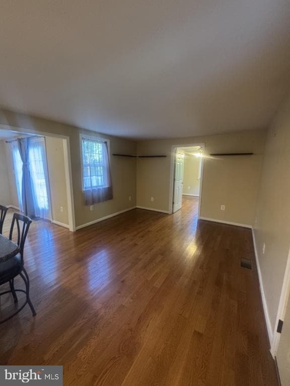 Building Photo - 43880 Scriber Ln