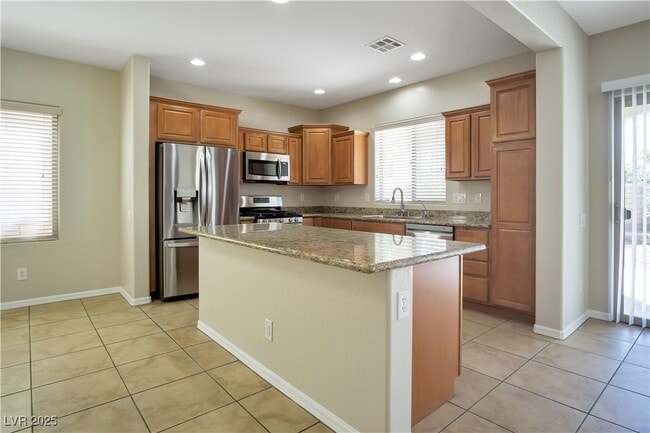 Building Photo - 11925 Orense Dr
