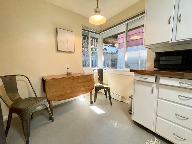 Building Photo - 4324 3rd Ave NW