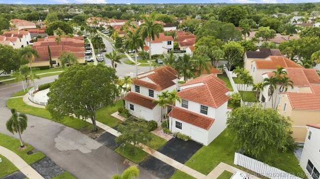 Building Photo - 1115 SW 180th Terrace