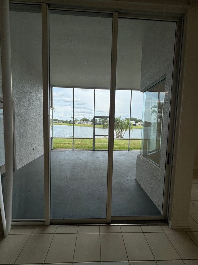 Building Photo - Waterview 3 BED / 2 BATH Home For Rent!