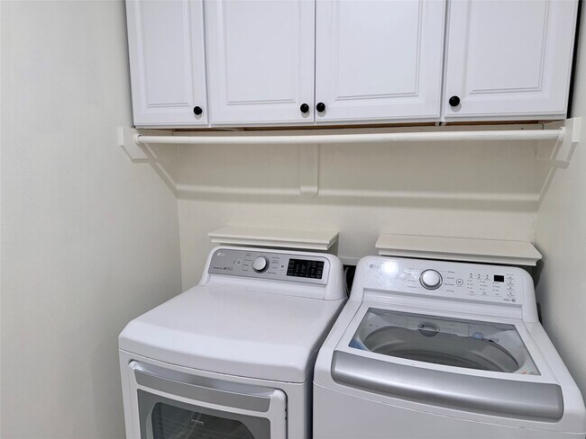 Building Photo - 4907 Falls Canyon Ct