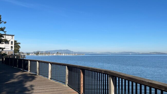 Building Photo - 1 Captain Dr