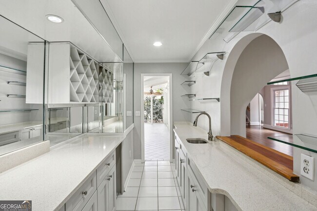 Building Photo - 5224 N Peachtree Rd