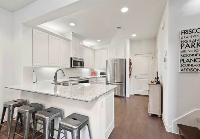 Building Photo - Premium Location in Frisco ISD.