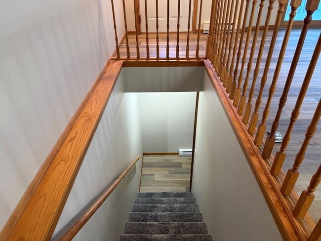 Building Photo - 2736-33 1/2 33 1/2 Ave S