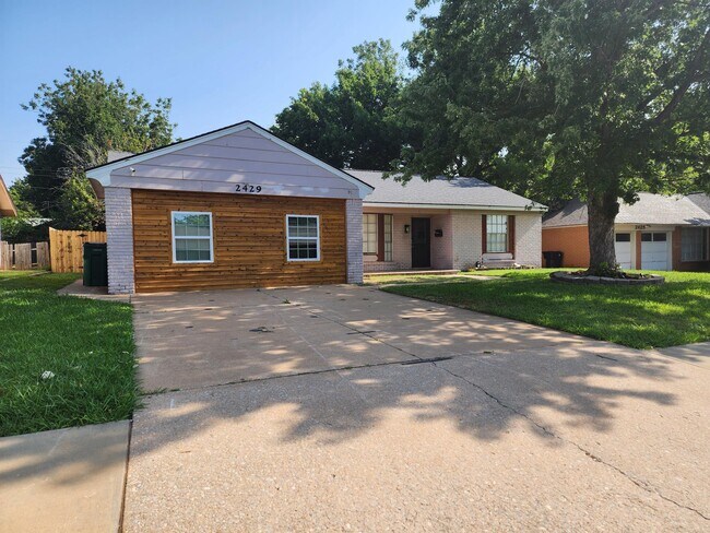 Building Photo - 2429 NW 110th St