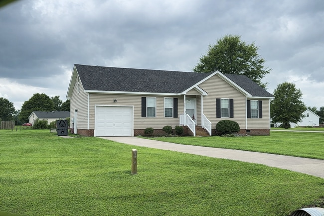 Building Photo - Get your application in fast!