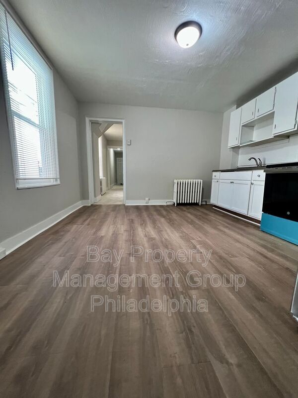 Building Photo - 613 Walnut St