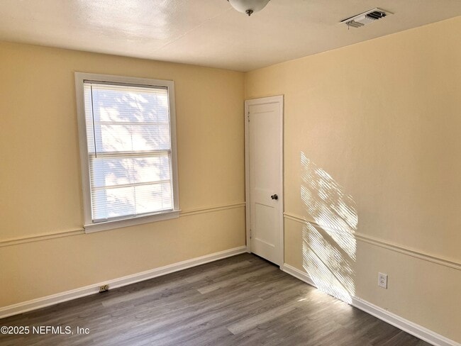 Building Photo - 4752 Post St