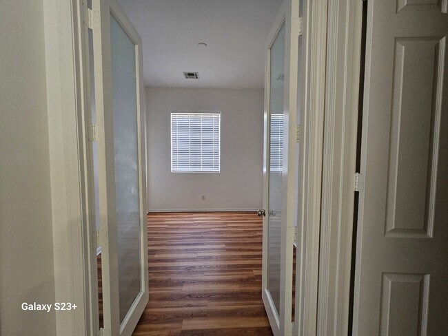 Building Photo - 13337 Calle Amapola