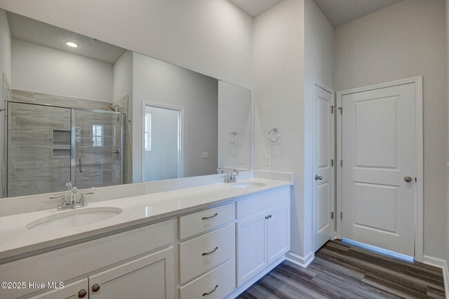 Building Photo - 3133 Burberry Ln SW