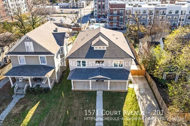 Building Photo - 1571 Court Ave