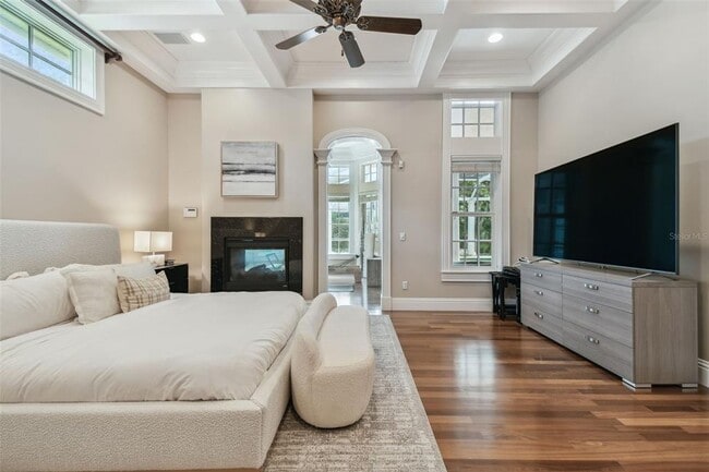 Building Photo - 704 Berrocales De Avila