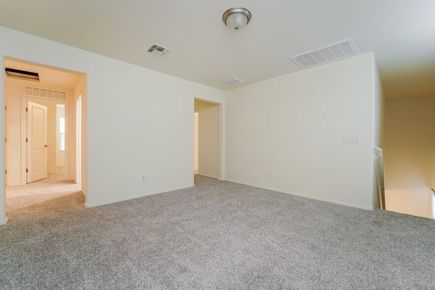 Building Photo - 10775 W Embrey Dr