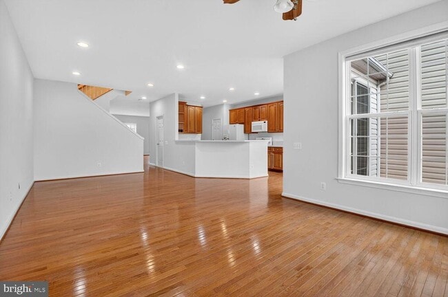 Building Photo - 8908 Purple Lilac Cir