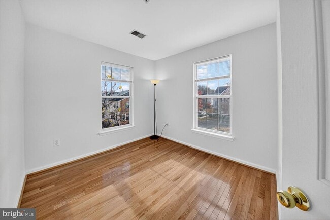 Building Photo - 1700 Peach Blossom Ct