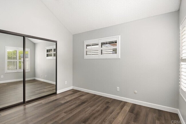 Building Photo - Cul-de-Sac Canyon View Gem – Fully Remodeled 3BR with Vaulted Ceilings in Bonita Villas