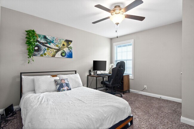 Building Photo - 601 Battery Ct